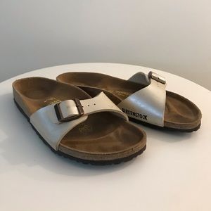 Cream Birkenstock’s